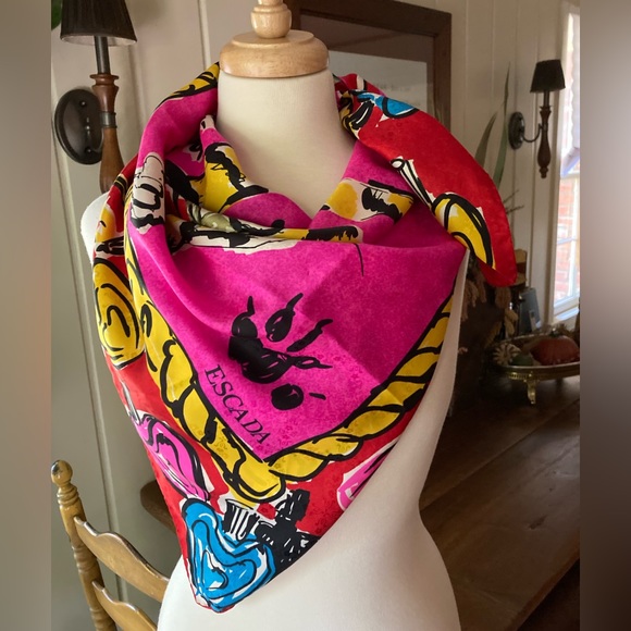 ESCADA VTG “News from the Tiger” Silk Scarf - Picture 2 of 10